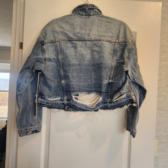 Vervet Distressed Blue Jean Jacket for Women Size XS BNWT - Picture 4 of 4